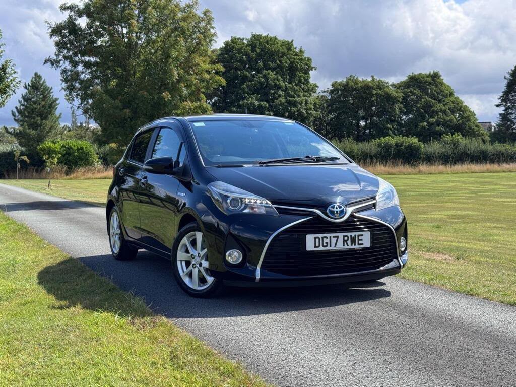 2017 Toyota Yaris Icon