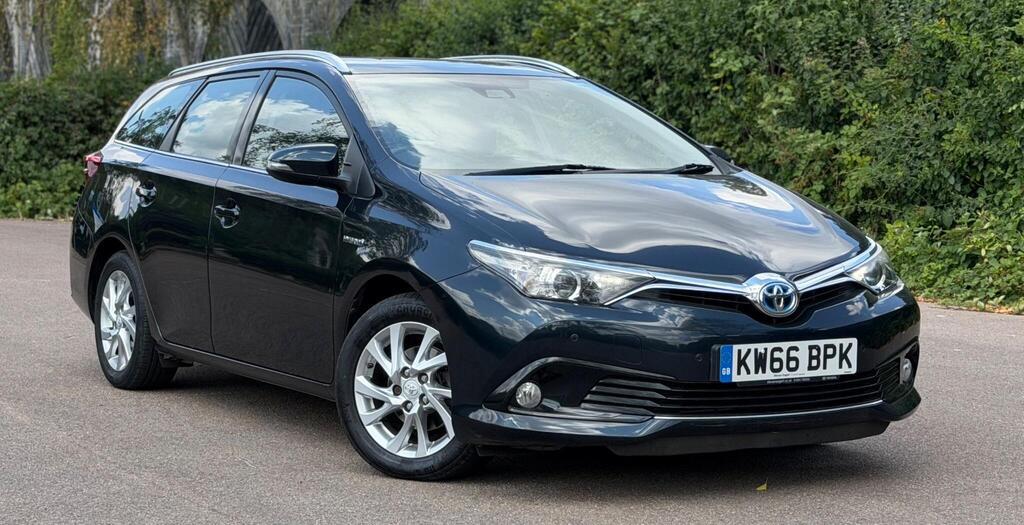 2016 Toyota Auris 1.8 VVT-h Icon Touring Sports CVT